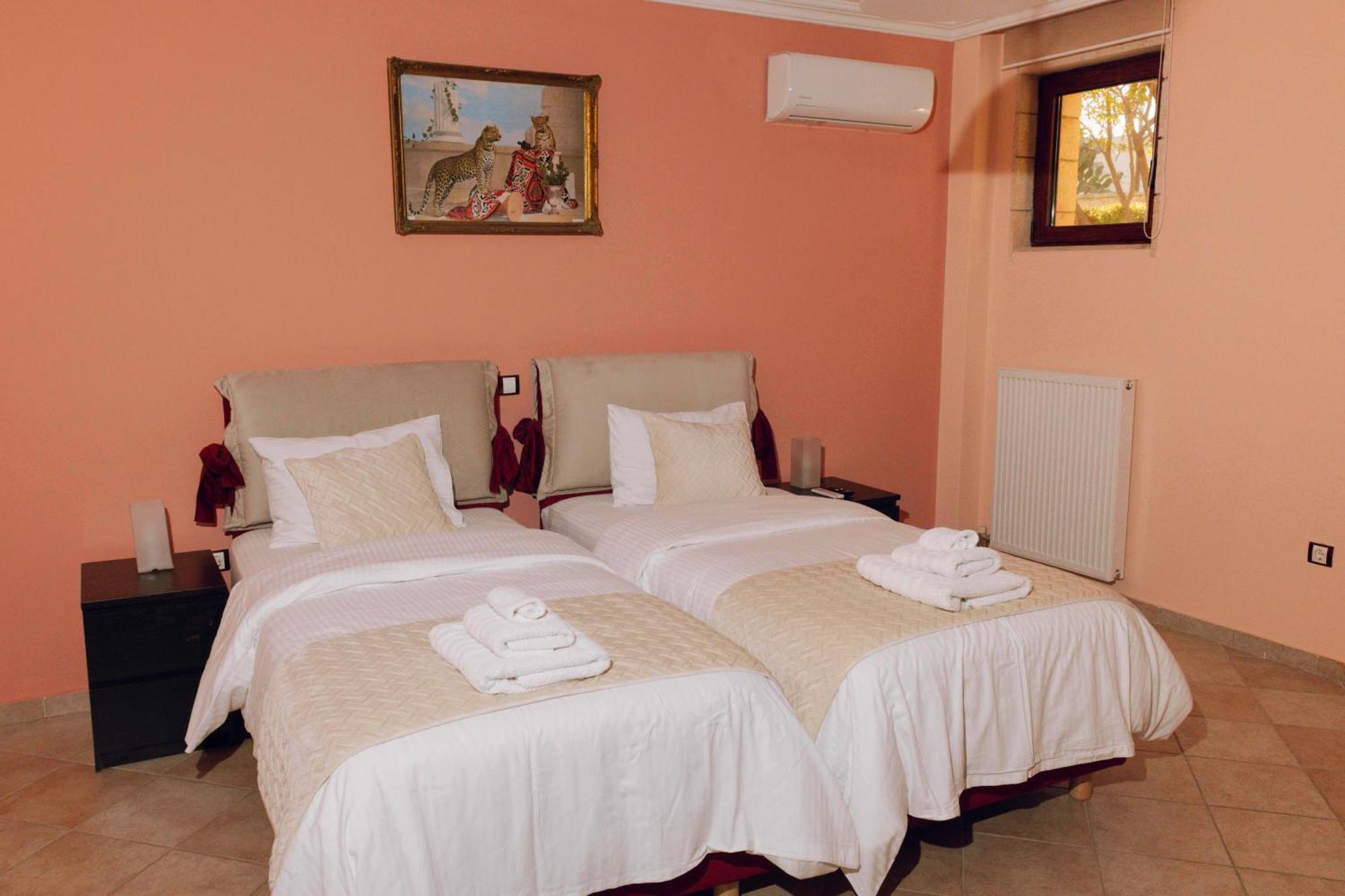 Seaside "Stone & Light Villa Ii" Close To Aegina City Khloi 外观 照片